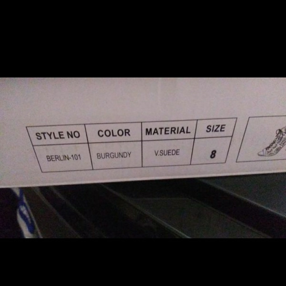 Heels - Picture 4 of 4